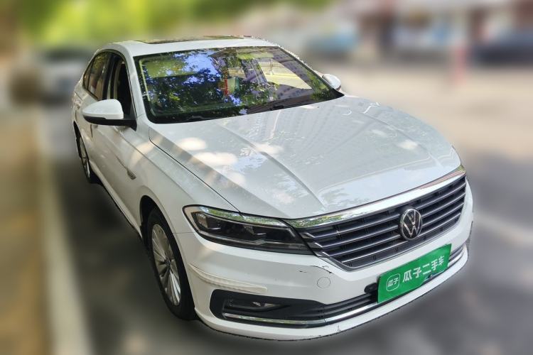 Used Volkswagen Lavida 2021 280TSI DSG Comfort Edition Front Right 45 Deg
