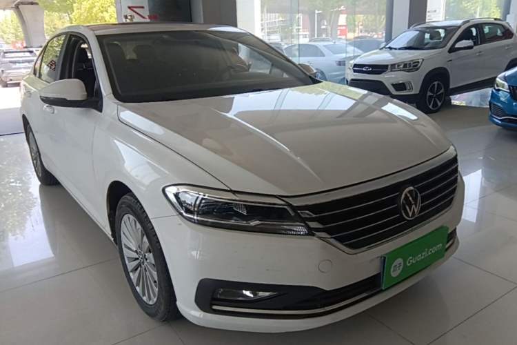 Used Volkswagen Lavida 2021 1.5L Automatic Comfort Edition Front Right 45 Deg