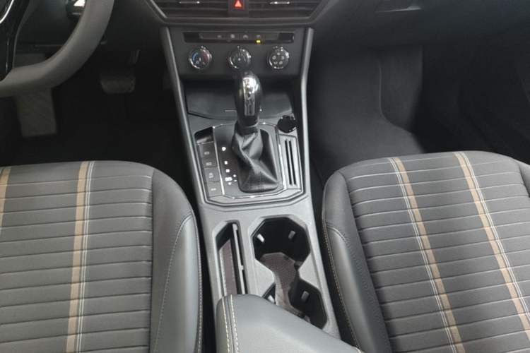 Used Volkswagen Lavida 2021 280TSI DSG Comfort Edition Gear Lever