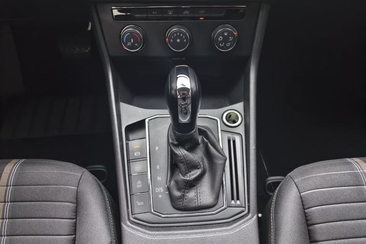 Used Volkswagen Lavida 2021 280TSI DSG Comfort Edition Gear Lever