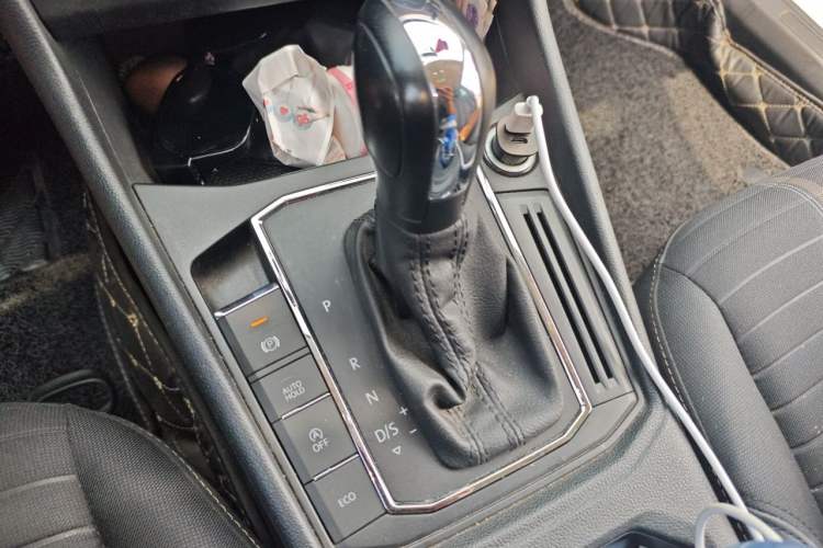 Used Volkswagen Lavida 2021 280TSI DSG Comfort Edition Gear Lever