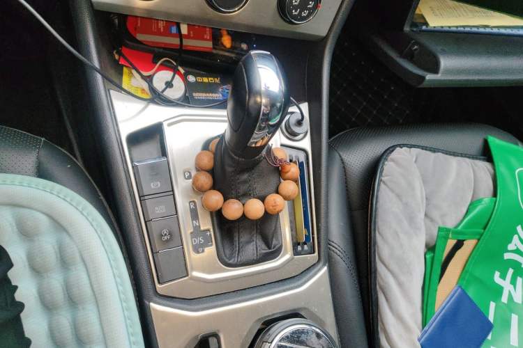 Used Volkswagen Lavida 2021 1.5L Automatic Vision Edition Gear Lever