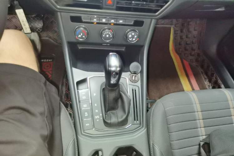 Used Volkswagen Lavida 2021 280TSI DSG Comfort Edition Gear Lever