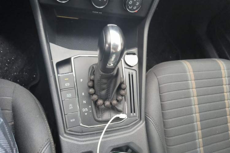 Used Volkswagen Lavida 2021 280TSI DSG Comfort Edition Gear Lever