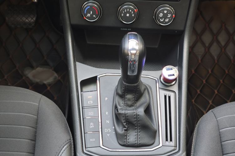 Used Volkswagen Lavida 2021 280TSI DSG Comfort Edition Gear Lever
