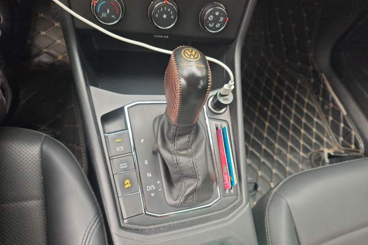 Used Volkswagen Lavida 2021 1.5L Automatic Comfort Edition Gear Lever