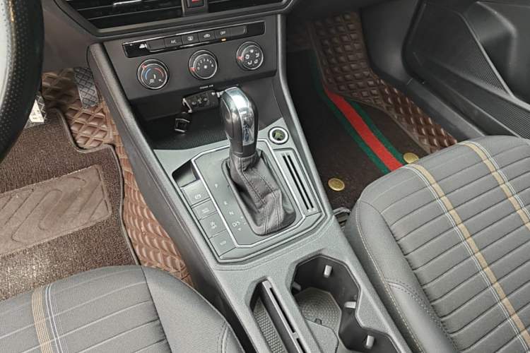 Used Volkswagen Lavida 2021 280TSI DSG Comfort Edition Gear Lever
