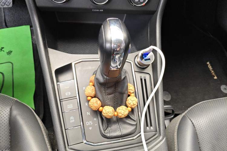 Used Volkswagen Lavida 2021 1.5L Automatic Comfort Edition Gear Lever