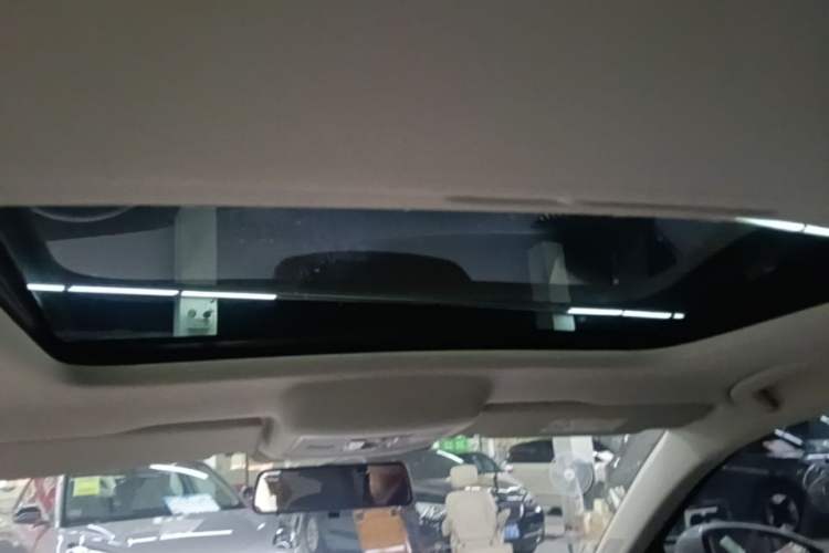 Used Volkswagen Lavida 2021 1.5L Automatic Vision Edition Headliner