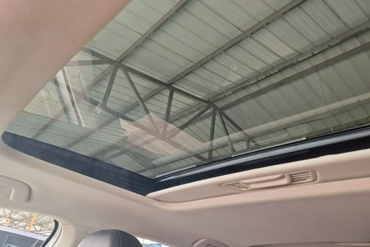 Used Volkswagen Lavida 2021 1.5L Automatic Comfort Edition Headliner