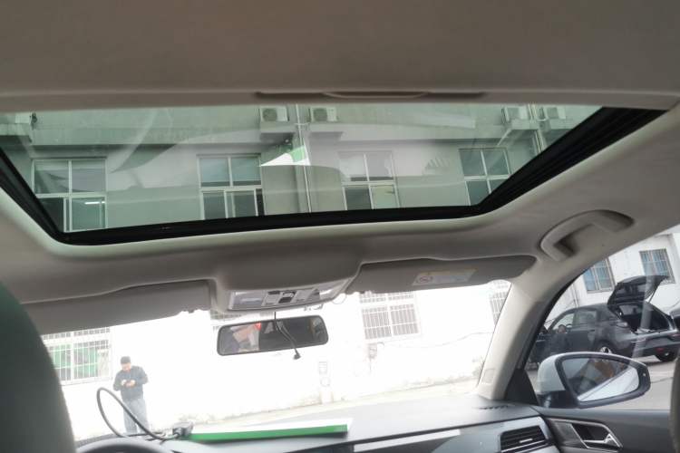 Used Volkswagen Lavida 2021 1.5L Automatic Comfort Edition Headliner