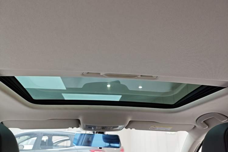 Used Volkswagen Lavida 2021 1.5L Automatic Comfort Edition Headliner