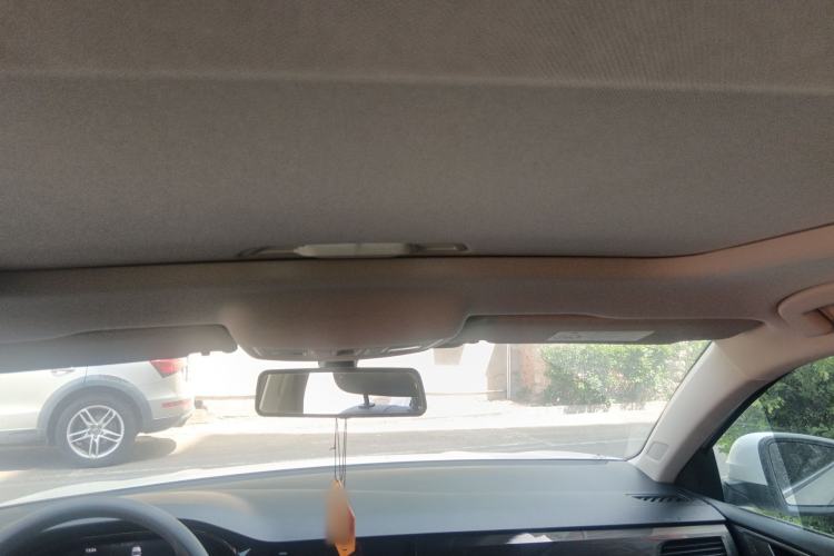 Used Volkswagen Lavida 2021 1.5L Automatic Comfort Edition Headliner
