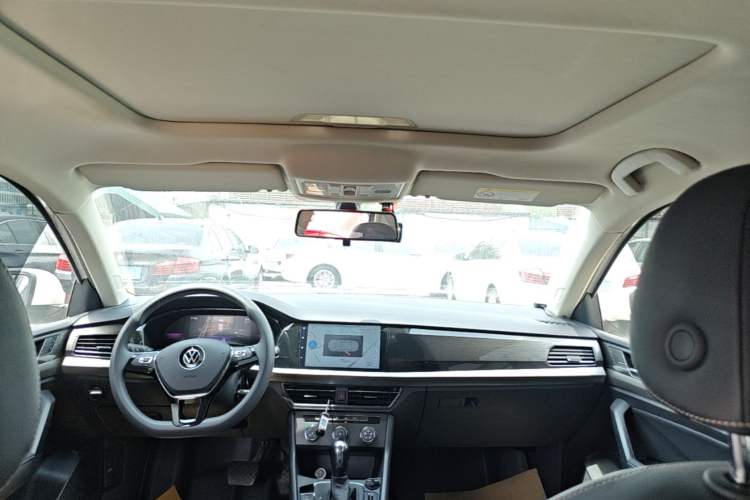 Used Volkswagen Lavida 2021 1.5L Automatic Comfort Edition Headliner