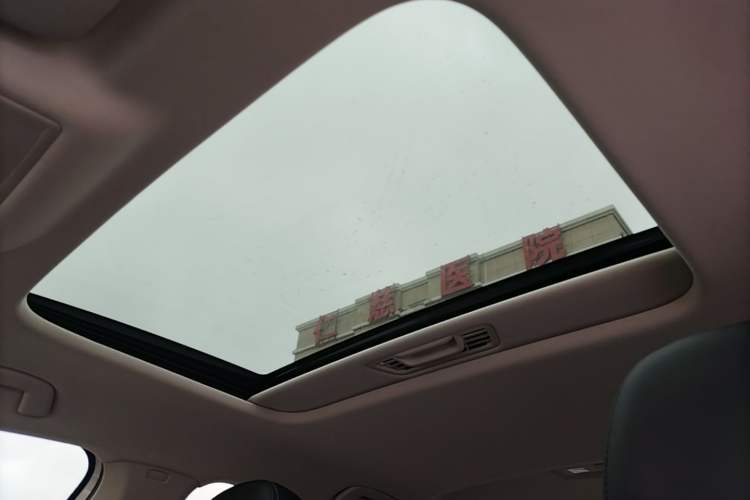 Used Volkswagen Lavida 2021 1.5L Automatic Comfort Edition Headliner