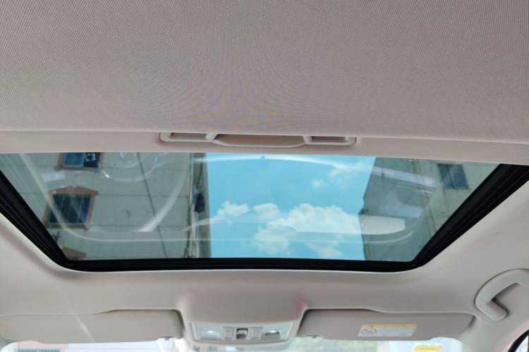 Used Volkswagen Lavida 2021 1.5L Automatic Comfort Edition Headliner