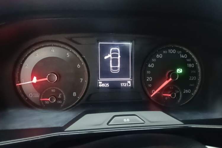 Used Volkswagen Lavida 2021 1.5L Automatic Vision Edition Instrument Cluster