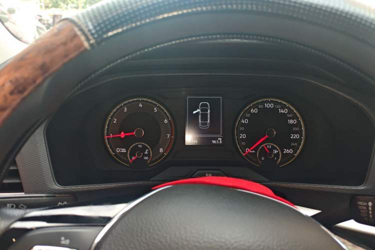 Used Volkswagen Lavida 2021 1.5L Automatic Fashion Edition Instrument Cluster