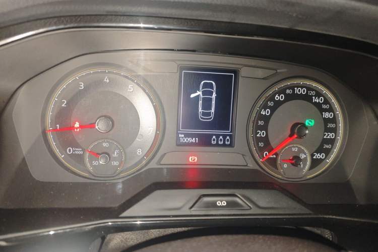 Used Volkswagen Lavida 2021 1.5L Automatic Vision Edition Instrument Cluster