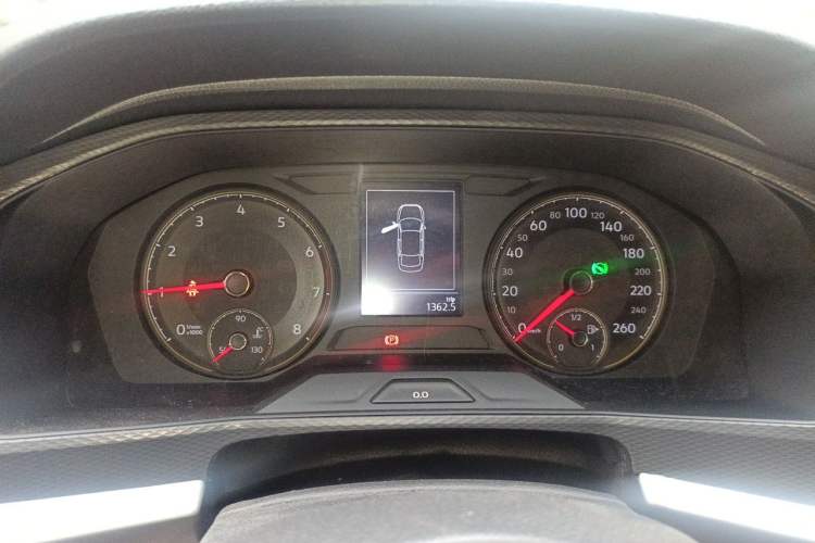 Used Volkswagen Lavida 2021 1.5L Automatic Fashion Edition Instrument Cluster
