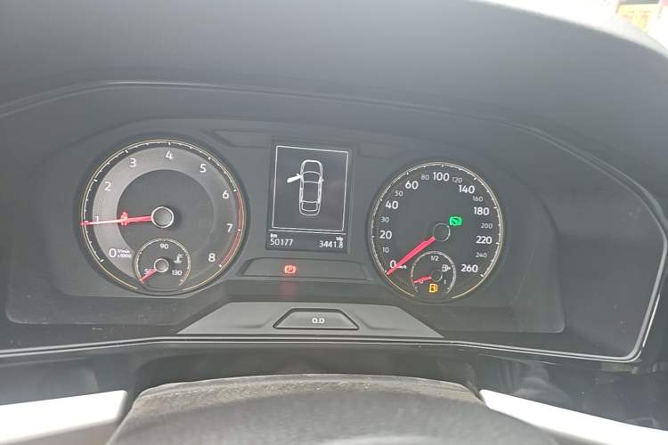 Used Volkswagen Lavida 2021 1.5L Automatic Comfort Edition Instrument Cluster