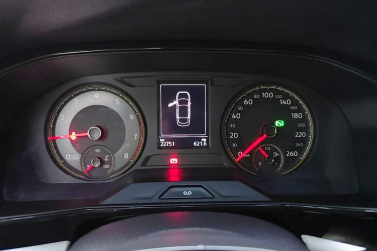 Used Volkswagen Lavida 2021 1.5L Automatic Vision Edition Instrument Cluster