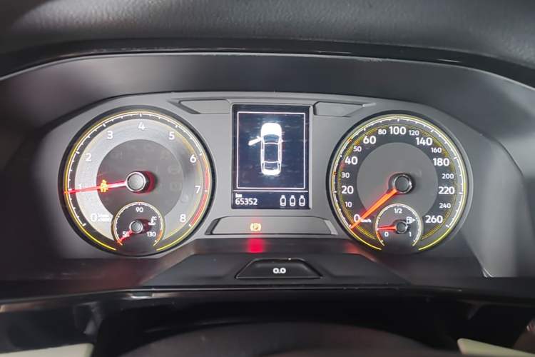 Used Volkswagen Lavida 2021 1.5L Automatic Comfort Edition Instrument Cluster