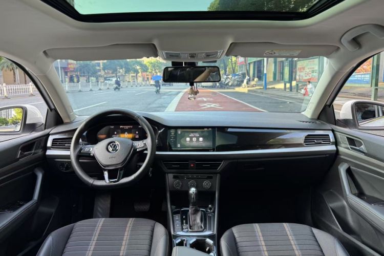 Used Volkswagen Lavida 2021 1.5L Automatic Vision Edition Interior 1