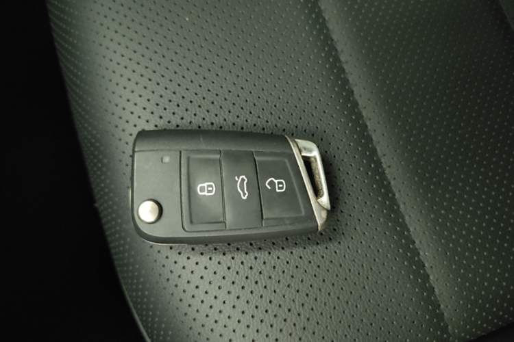 Used Volkswagen Lavida 2021 1.5L Automatic Comfort Edition Interior 1