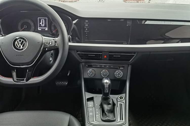 Used Volkswagen Lavida 2021 1.5L Automatic Comfort Edition Interior 1