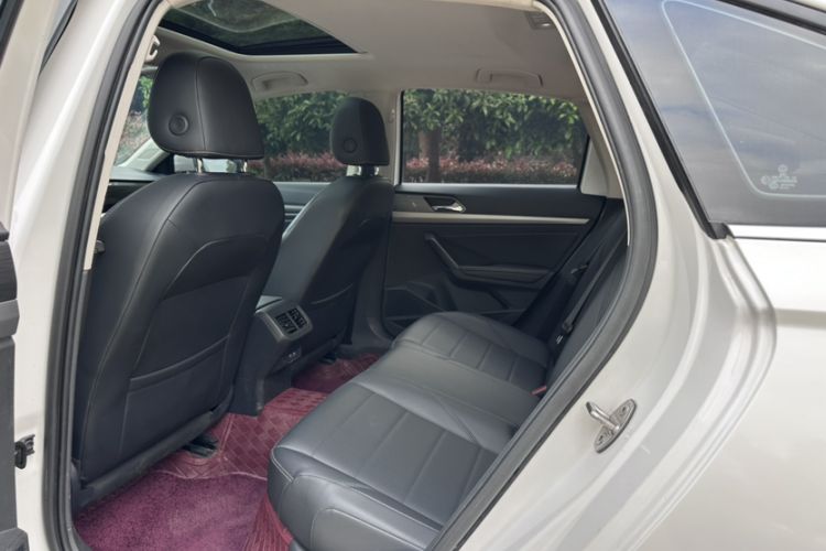 Used Volkswagen Lavida 2021 1.5L Automatic Comfort Edition Interior 1