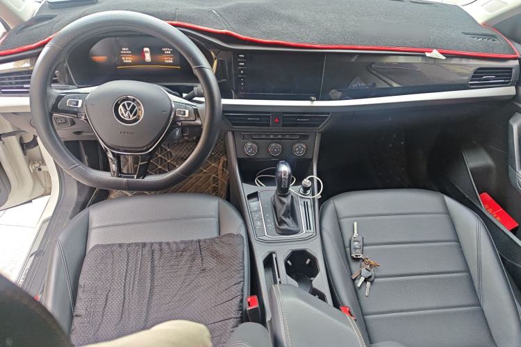 Used Volkswagen Lavida 2021 1.5L Automatic Vision Edition Interior 2