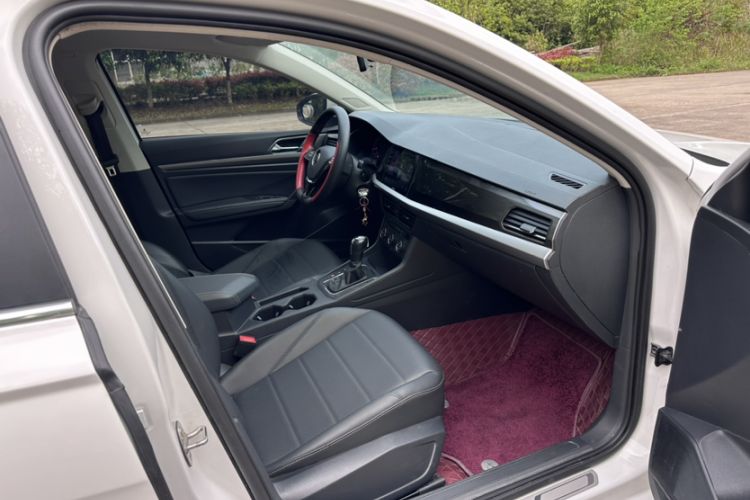 Used Volkswagen Lavida 2021 1.5L Automatic Comfort Edition Interior 2