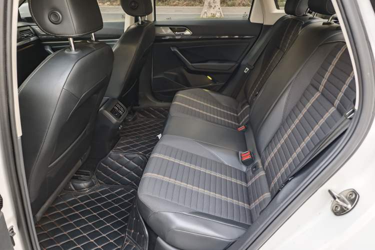 Used Volkswagen Lavida 2021 280TSI DSG Comfort Edition Interior 3