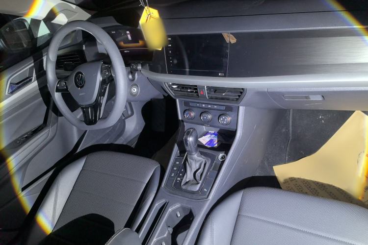 Used Volkswagen Lavida 2021 1.5L Automatic Comfort Edition Interior 3
