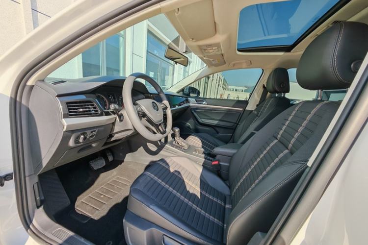 Used Volkswagen Lavida 2021 280TSI DSG Comfort Edition Interior 4