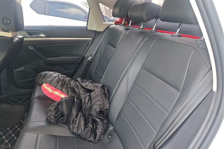 Used Volkswagen Lavida 2021 1.5L Automatic Vision Edition Interior 4