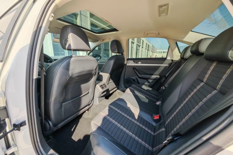 Used Volkswagen Lavida 2021 280TSI DSG Comfort Edition Interior 5