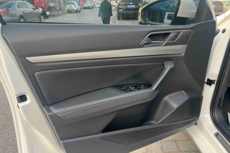 Used Volkswagen Lavida 2021 280TSI DSG Comfort Edition Interior 8