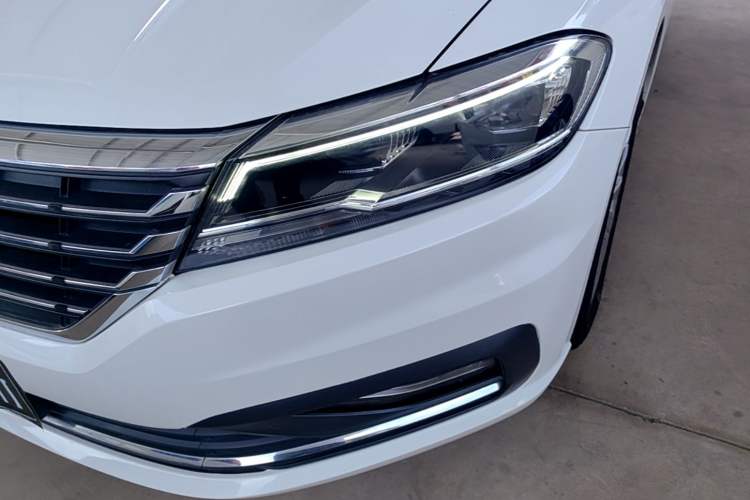 Used Volkswagen Lavida 2021 1.5L Automatic Comfort Edition Left Front Headlight