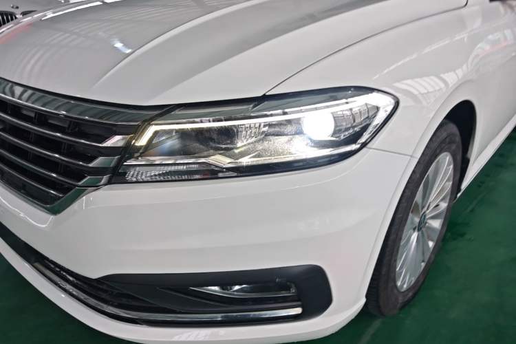 Used Volkswagen Lavida 2021 1.5L Automatic Comfort Edition Left Front Headlight