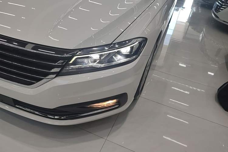 Used Volkswagen Lavida 2021 1.5L Automatic Comfort Edition Left Front Headlight
