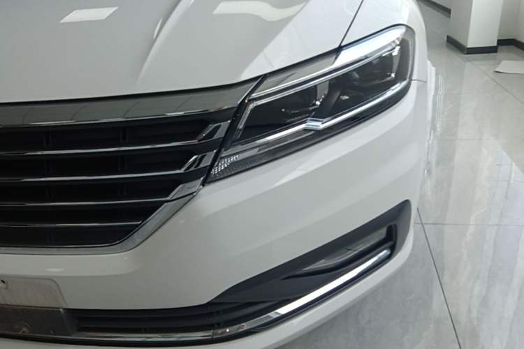 Used Volkswagen Lavida 2021 1.5L Automatic Comfort Edition Left Front Headlight