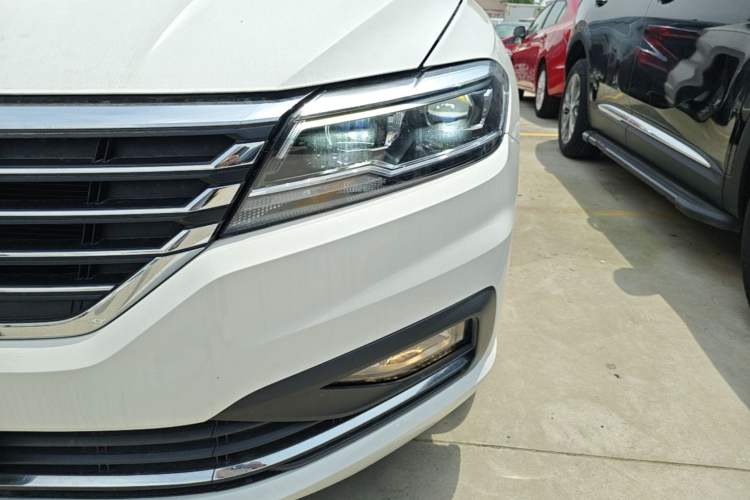 Used Volkswagen Lavida 2021 1.5L Automatic Comfort Edition Left Front Headlight