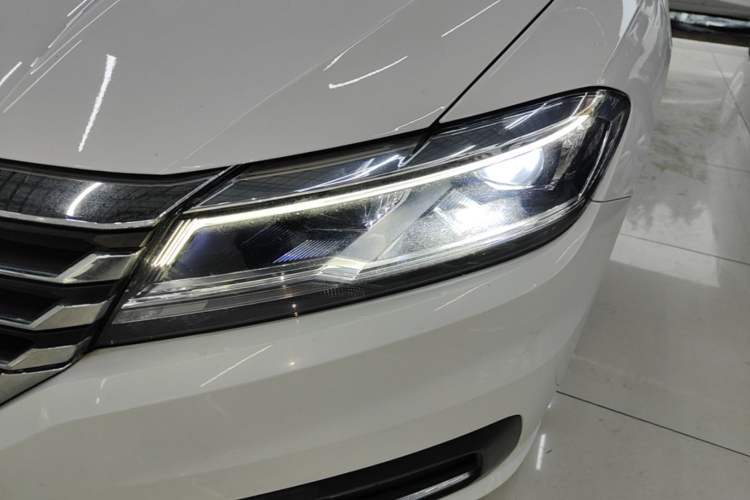 Used Volkswagen Lavida 2021 1.5L Automatic Comfort Edition Left Front Headlight