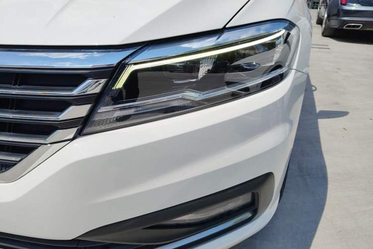 Used Volkswagen Lavida 2021 1.5L Automatic Comfort Edition Left Front Headlight