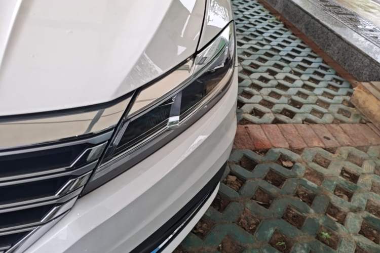 Used Volkswagen Lavida 2021 1.5L Automatic Vision Edition Left Front Headlight