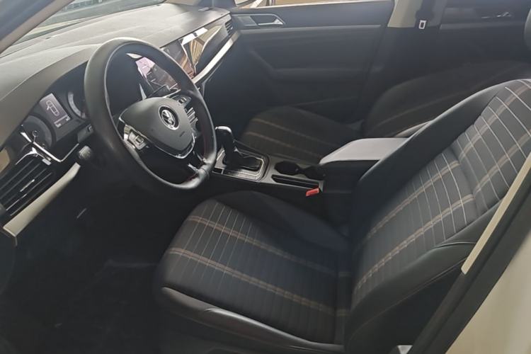 Used Volkswagen Lavida 2021 280TSI DSG Comfort Edition Left Front Seat
