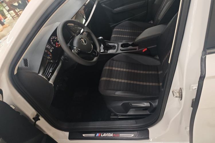 Used Volkswagen Lavida 2021 280TSI DSG Comfort Edition Left Front Seat