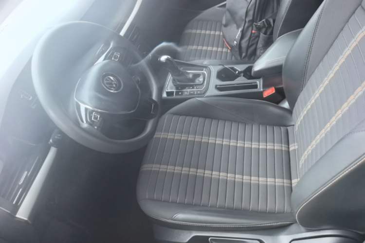 Used Volkswagen Lavida 2021 280TSI DSG Comfort Edition Left Front Seat
